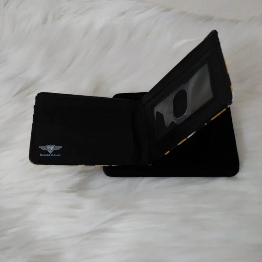 Disney Yellow Mickey and Minnie Bi-fold Wallet with Metal Tin Gift - Picture 12 of 16